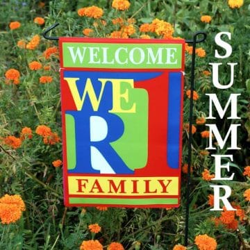 WeR1 Family Welcome Flag, Summer colors.