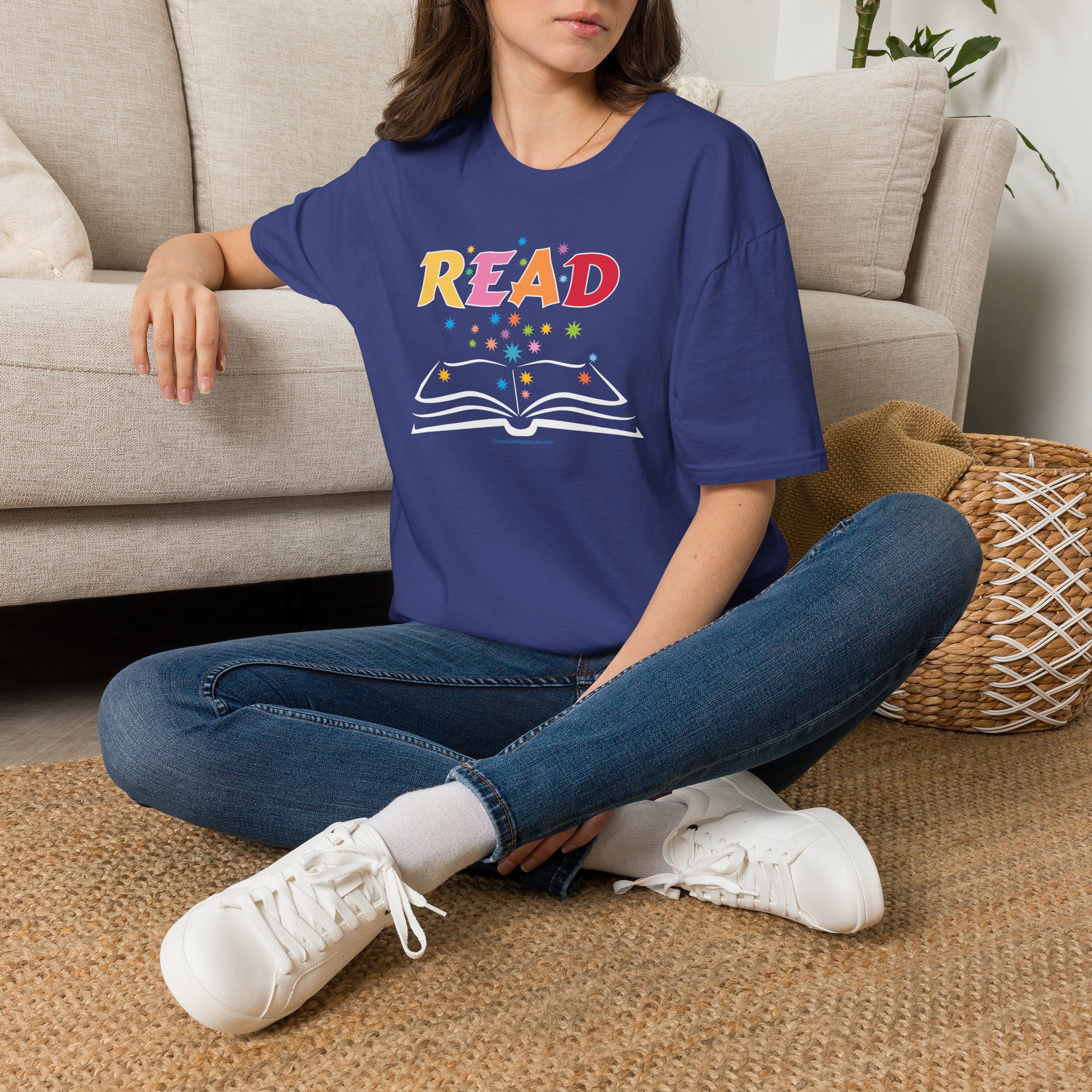"READ" T-Shirt a Great Gift for Teachers and Librarians - Image 12